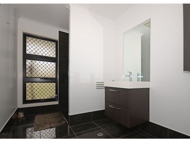 11 Jasmine Court, Dundowran Beach QLD 4655