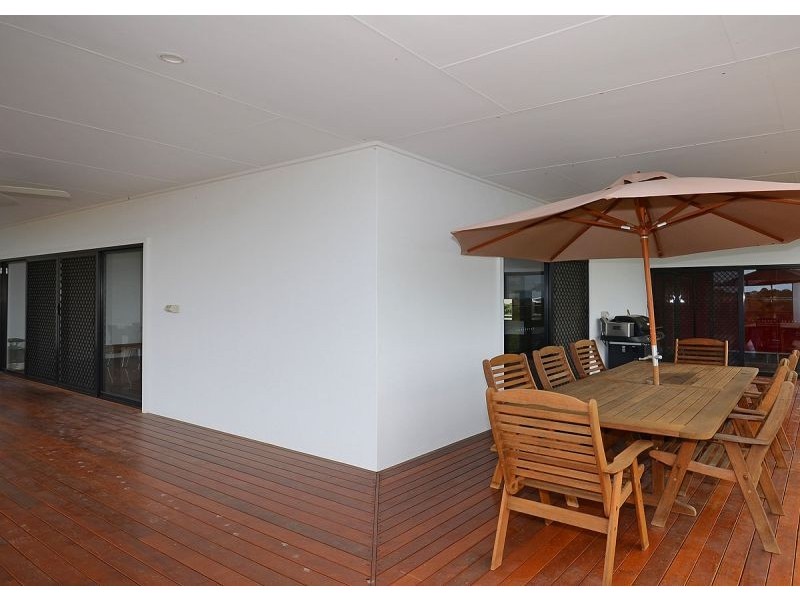 11 Jasmine Court, Dundowran Beach QLD 4655