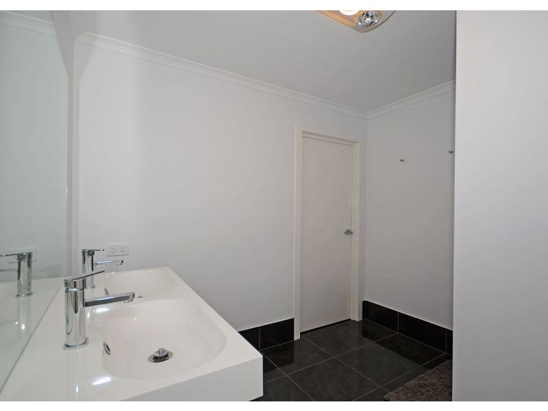 11 Jasmine Court, Dundowran Beach QLD 4655