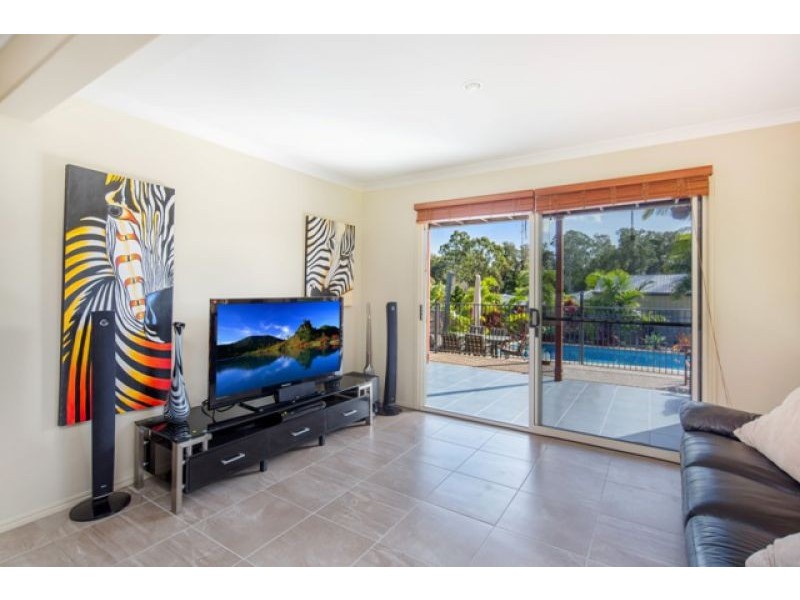 3 Chiquita Court, Dundowran Beach QLD 4655