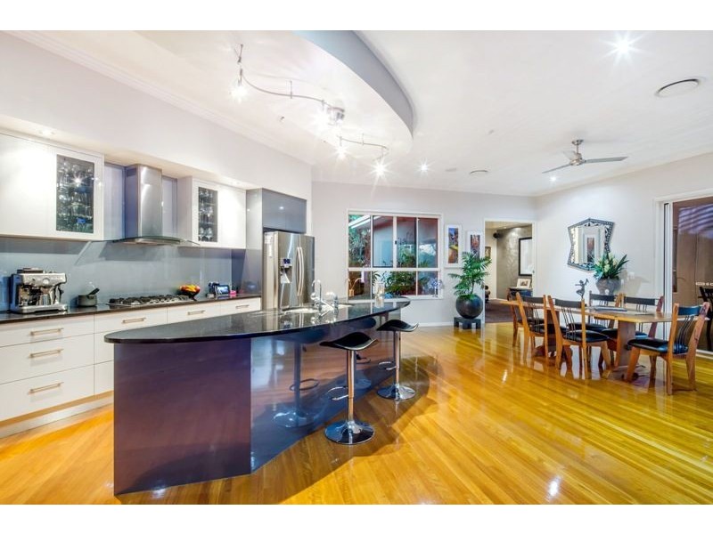 27 Christensen Street, Urraween QLD 4655