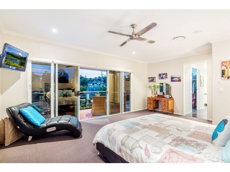 27 Christensen Street, Urraween QLD 4655
