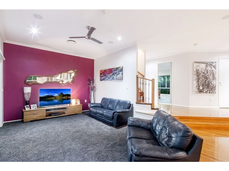 27 Christensen Street, Urraween QLD 4655