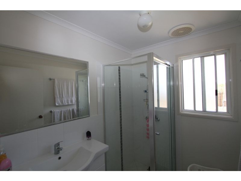 6 Morobe Street, Kawungan QLD 4655