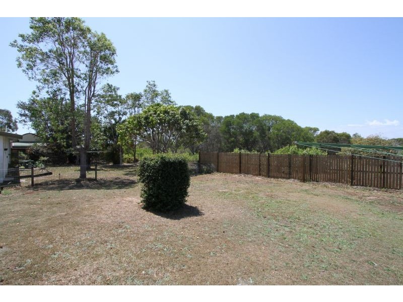 6 Morobe Street, Kawungan QLD 4655