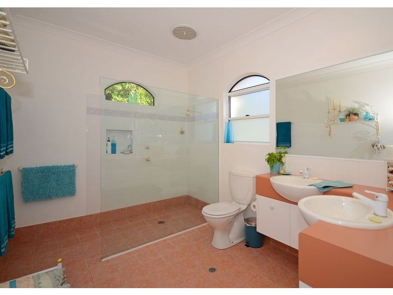 116 Burrum Street, Burrum Heads QLD 4659