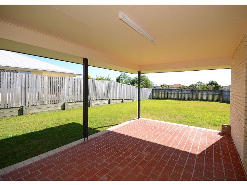8 Carlisle Court, Kawungan QLD 4655