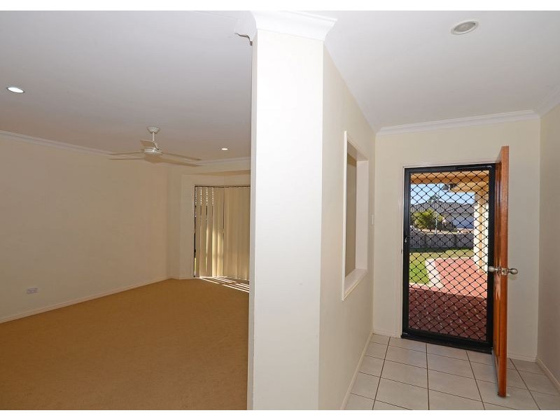 8 Carlisle Court, Kawungan QLD 4655