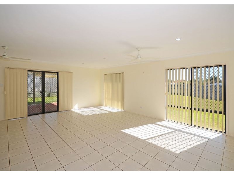 8 Carlisle Court, Kawungan QLD 4655