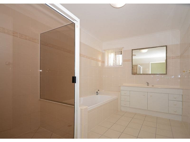 31 Royal Drive, Kawungan QLD 4655