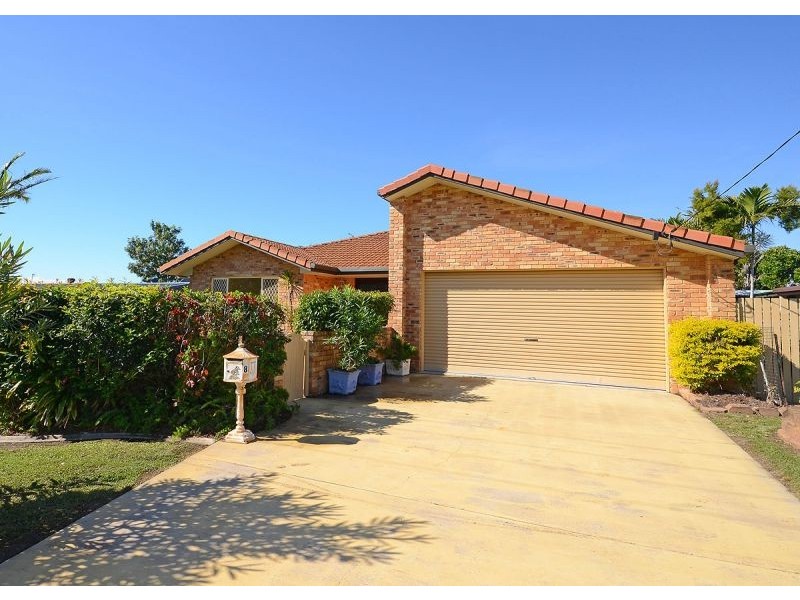 8 Hastings Street, Pialba QLD 4655