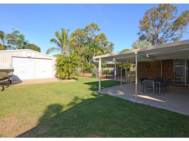 18 Hansen Street, Urangan QLD 4655