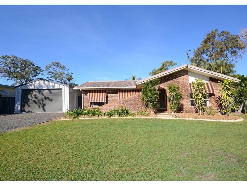 18 Hansen Street, Urangan QLD 4655