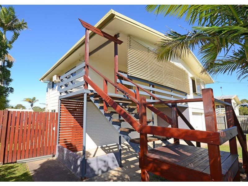 13 Paradise Street, Point Vernon QLD 4655
