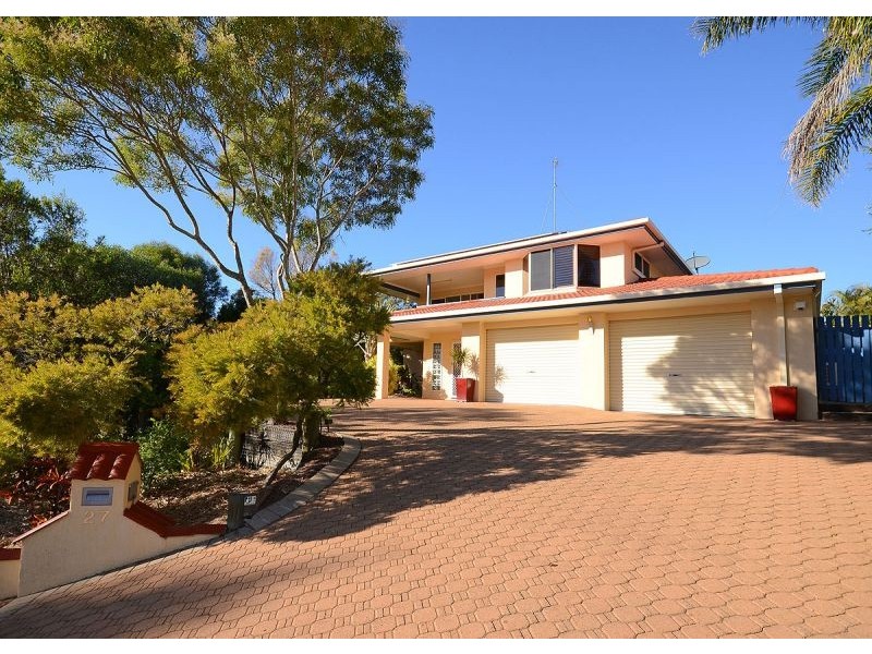 27 Oleander Avenue, Kawungan QLD 4655