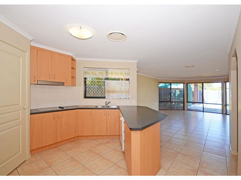 66 Hythe Street, Pialba QLD 4655