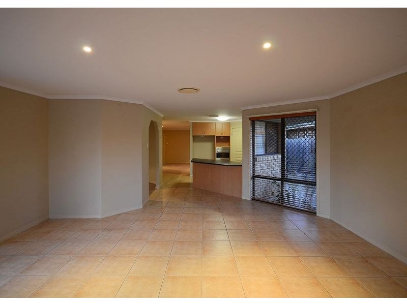 66 Hythe Street, Pialba QLD 4655