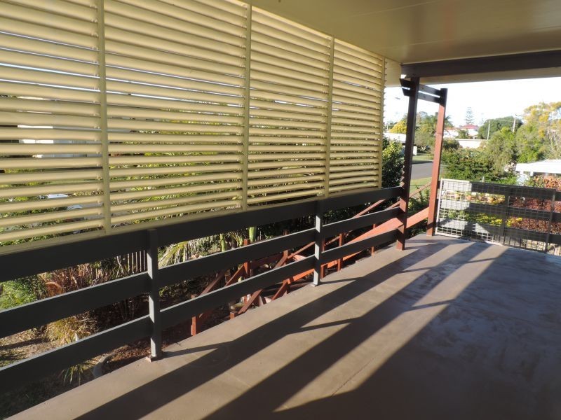 13 Paradise Street, Point Vernon QLD 4655