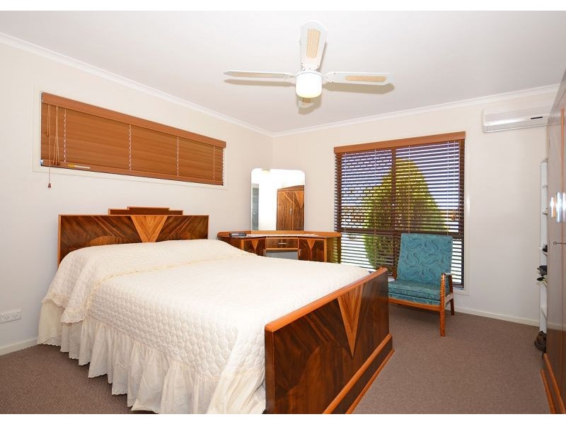 8 Minguin Street, Scarness QLD 4655