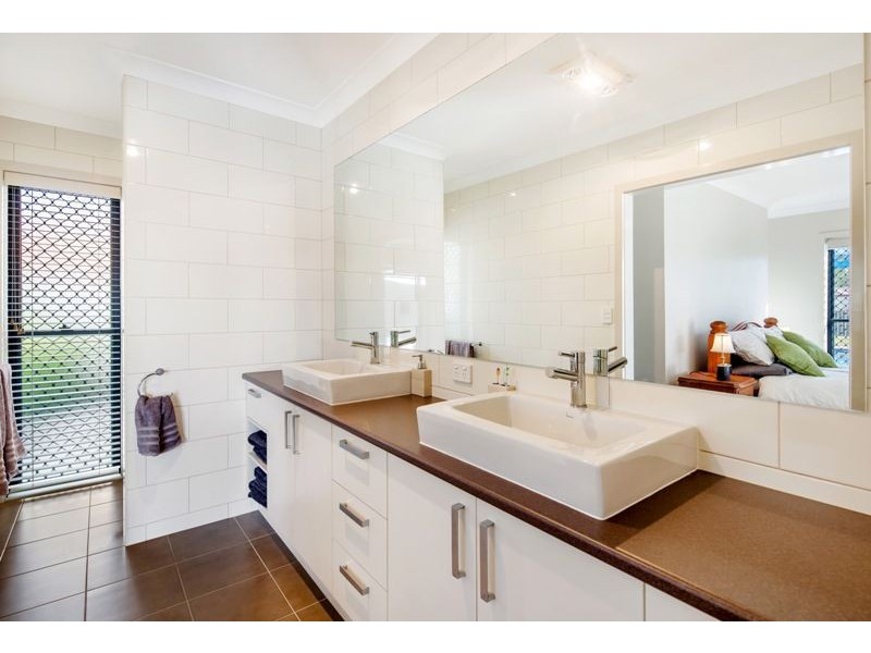 7 Pinnacle Court, Craignish QLD 4655