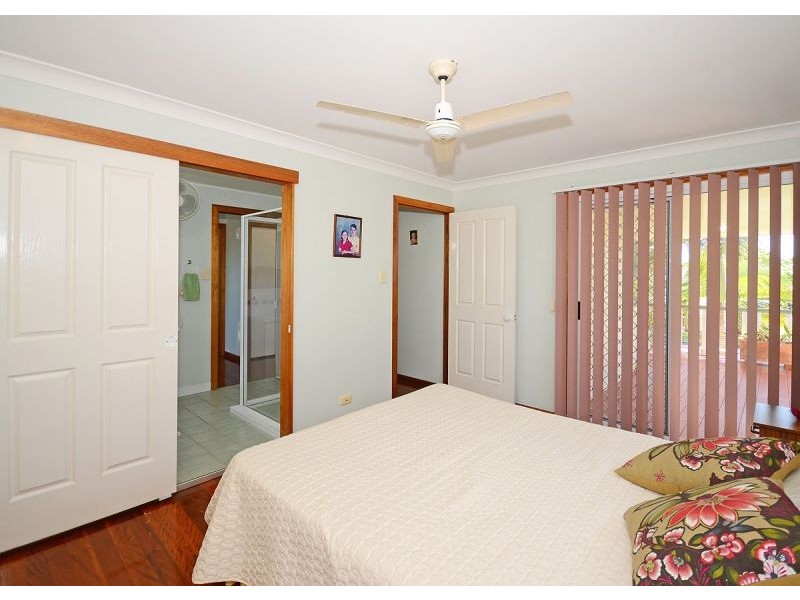 27 Urangan Street, Torquay QLD 4655