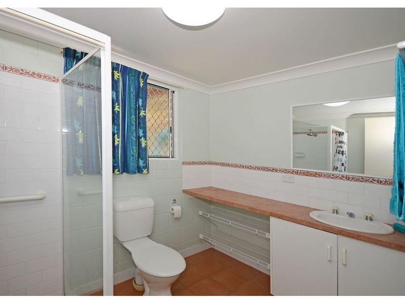 27 Urangan Street, Torquay QLD 4655