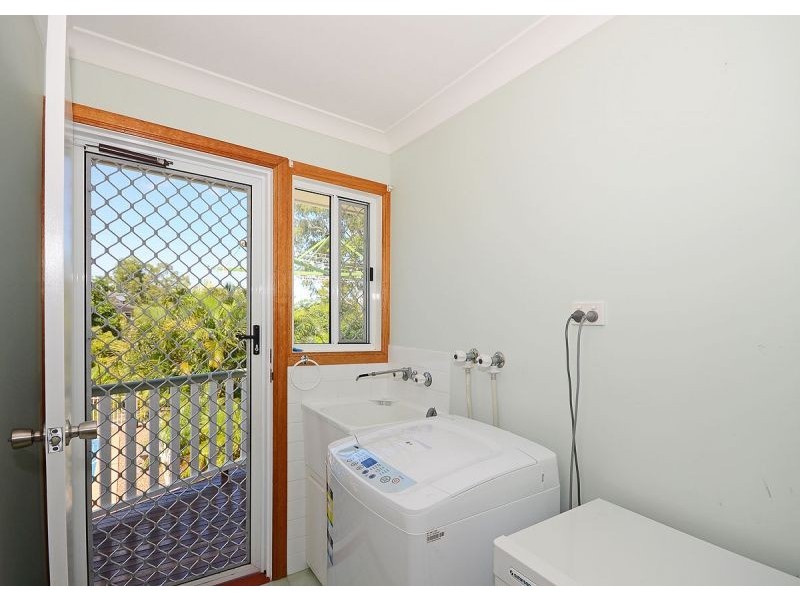 27 Urangan Street, Torquay QLD 4655