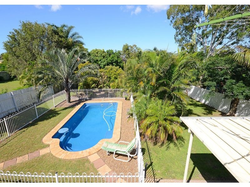 27 Urangan Street, Torquay QLD 4655