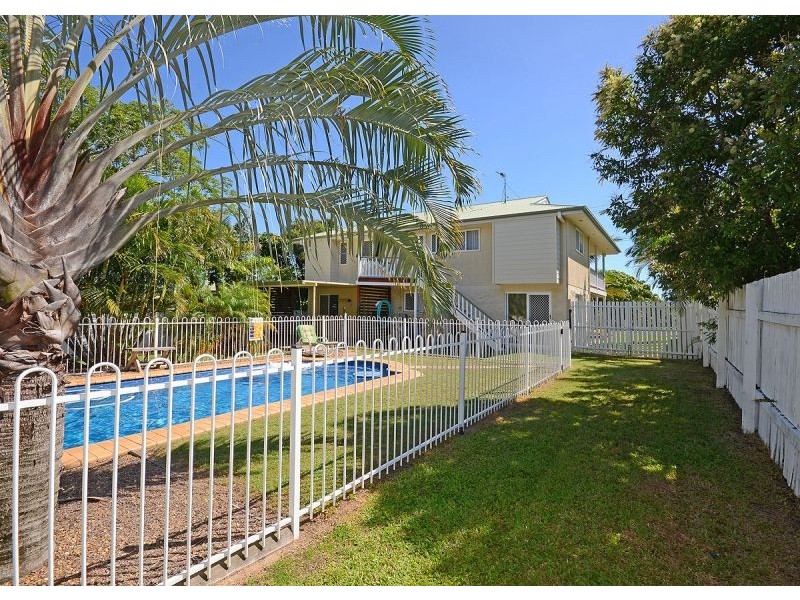 27 Urangan Street, Torquay QLD 4655