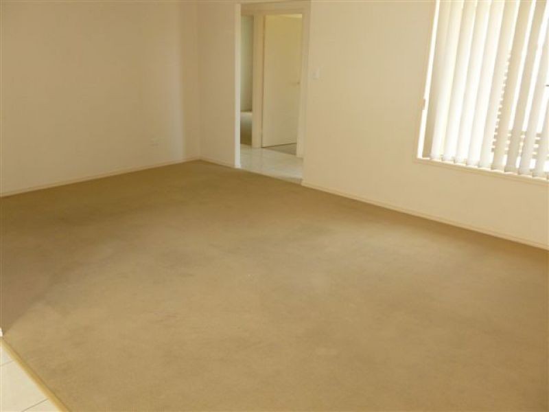 4 Manfred Way, Point Vernon QLD 4655