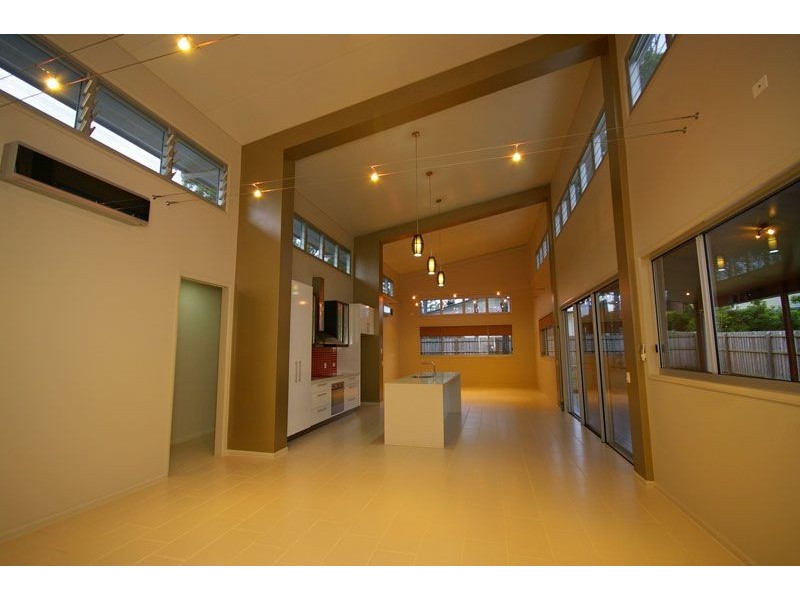 22 Parraweena Court, Point Vernon QLD 4655
