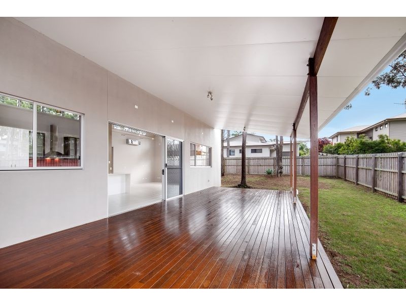 22 Parraweena Court, Point Vernon QLD 4655