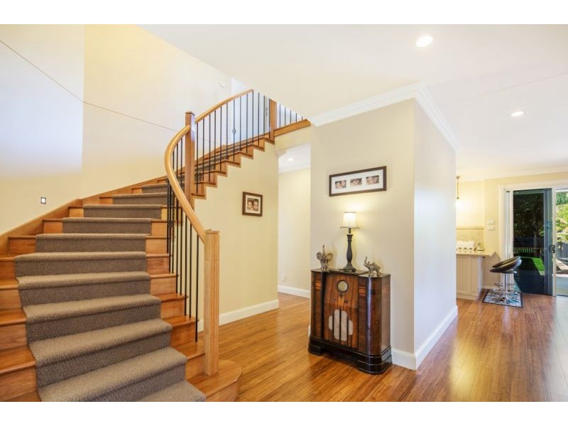 28 Long Street, Point Vernon QLD 4655