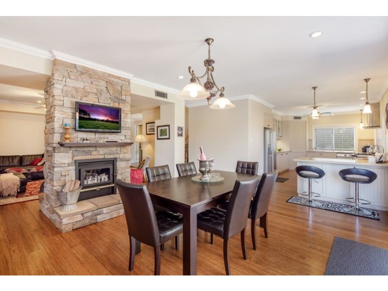 28 Long Street, Point Vernon QLD 4655