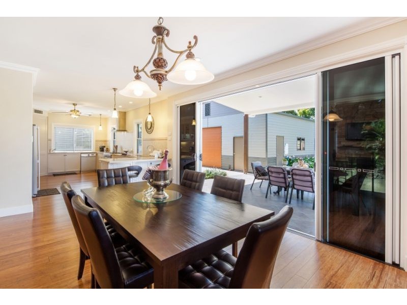 28 Long Street, Point Vernon QLD 4655