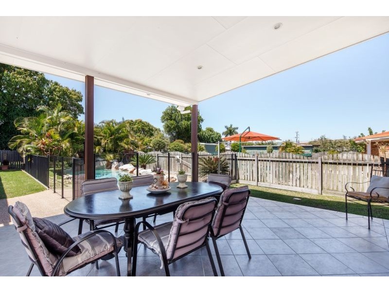 28 Long Street, Point Vernon QLD 4655