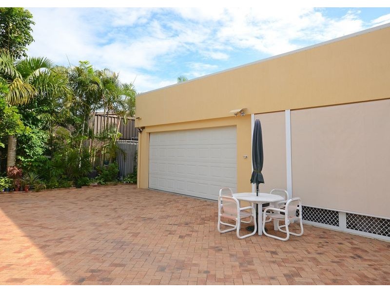 1/215 Esplanade, Pialba QLD 4655