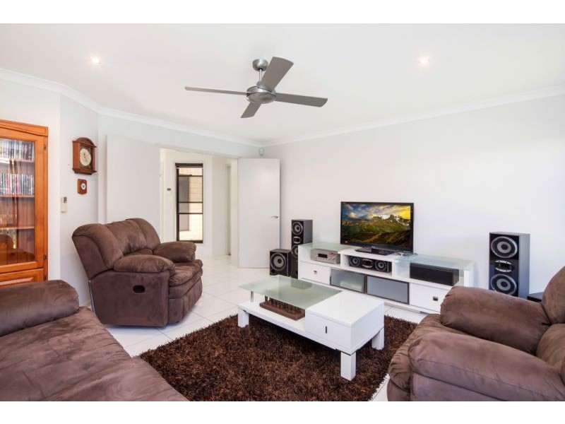 63 Magellan Circuit, Urraween QLD 4655