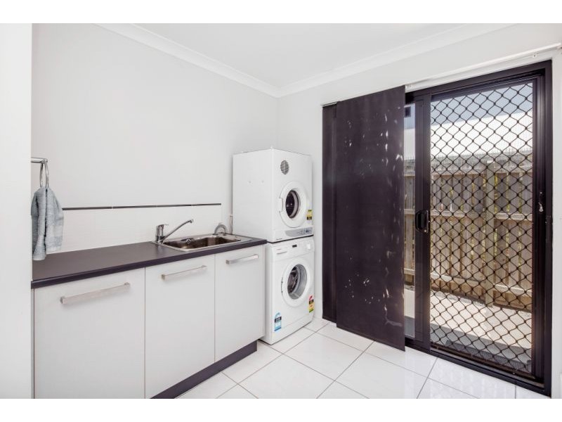 63 Magellan Circuit, Urraween QLD 4655