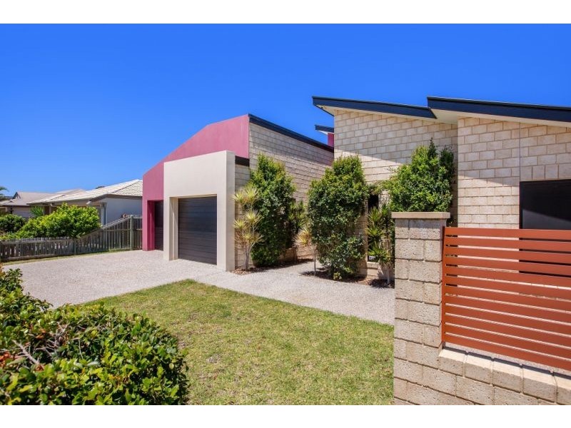 63 Magellan Circuit, Urraween QLD 4655