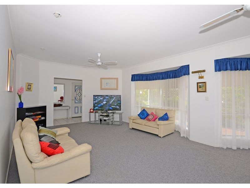 15-17 Gundesen Drive, Urraween QLD 4655