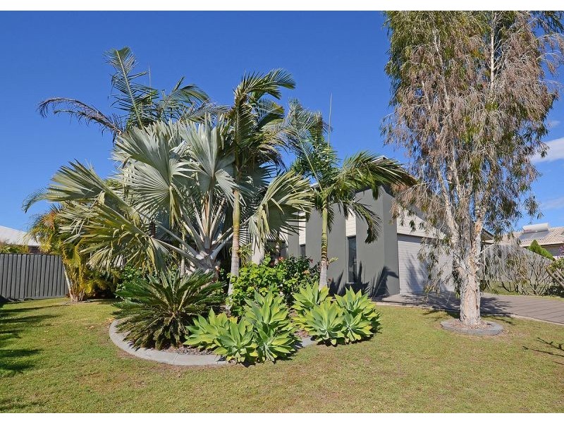 14 Picadilly Circuit, Urraween QLD 4655