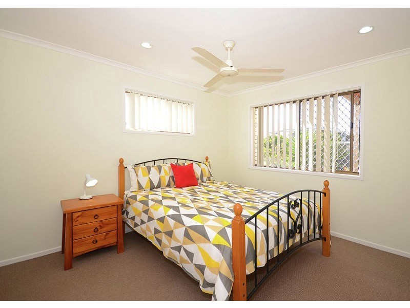 40 Helsham Street, Point Vernon QLD 4655
