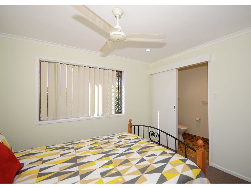 40 Helsham Street, Point Vernon QLD 4655