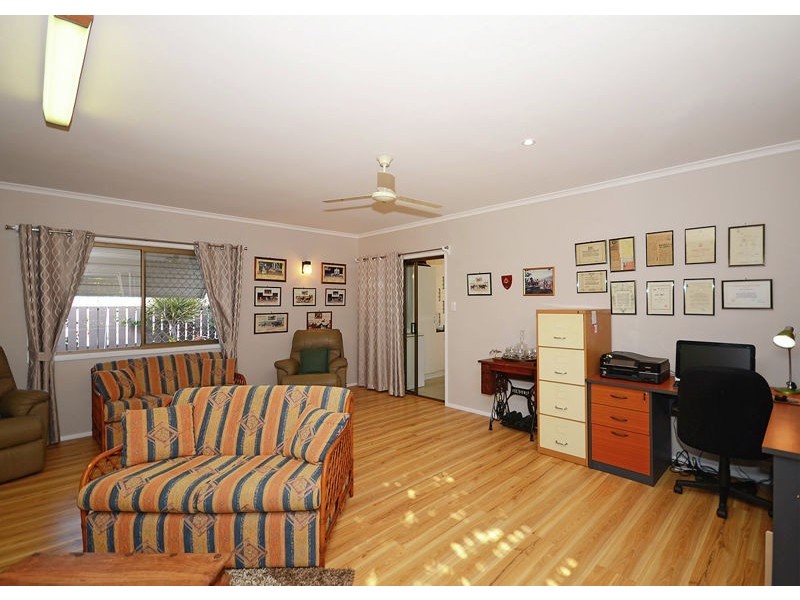 40 Helsham Street, Point Vernon QLD 4655