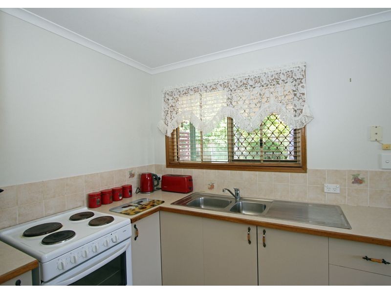 127 Robert Street, Torquay QLD 4655