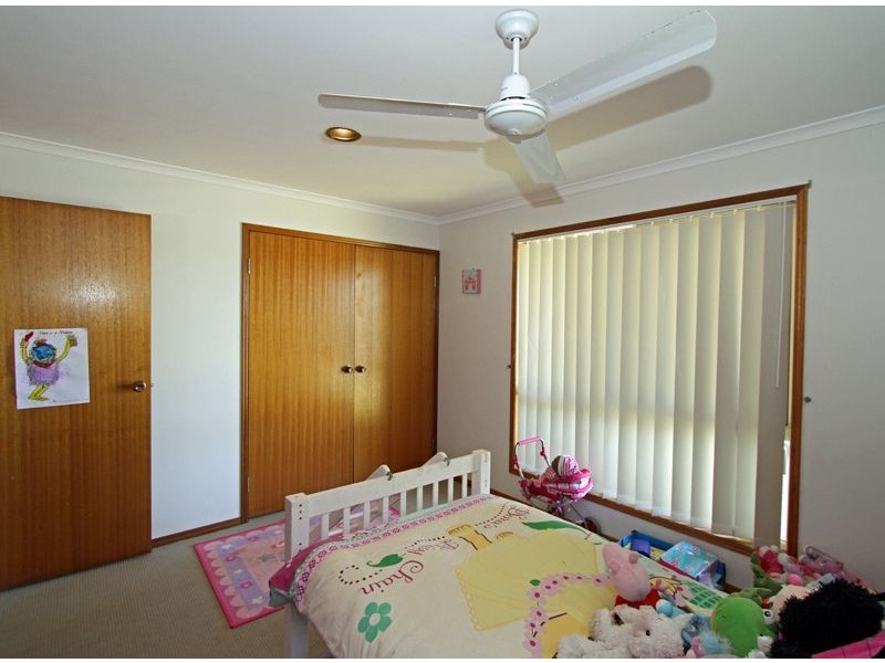 127 Robert Street, Torquay QLD 4655