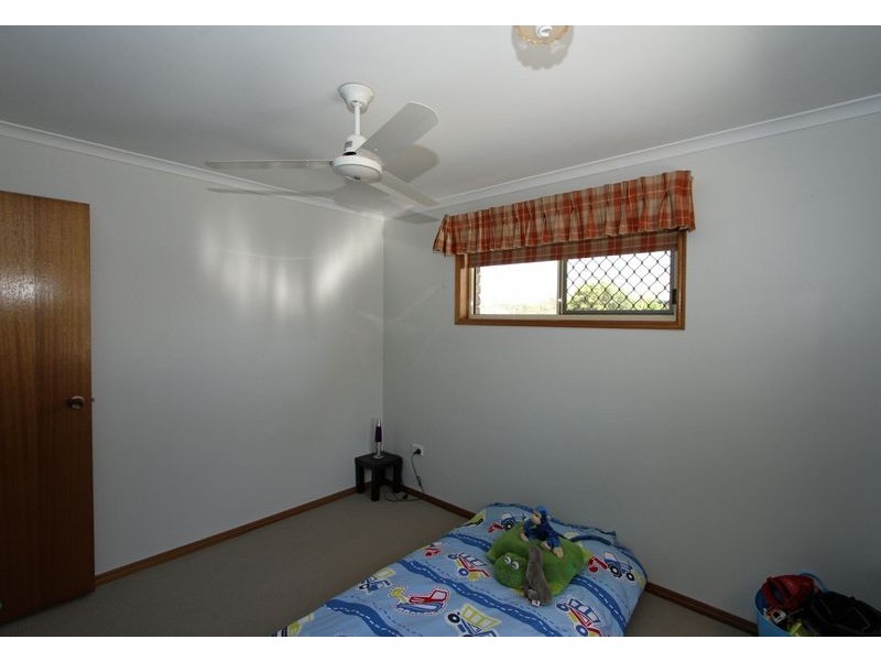 127 Robert Street, Torquay QLD 4655