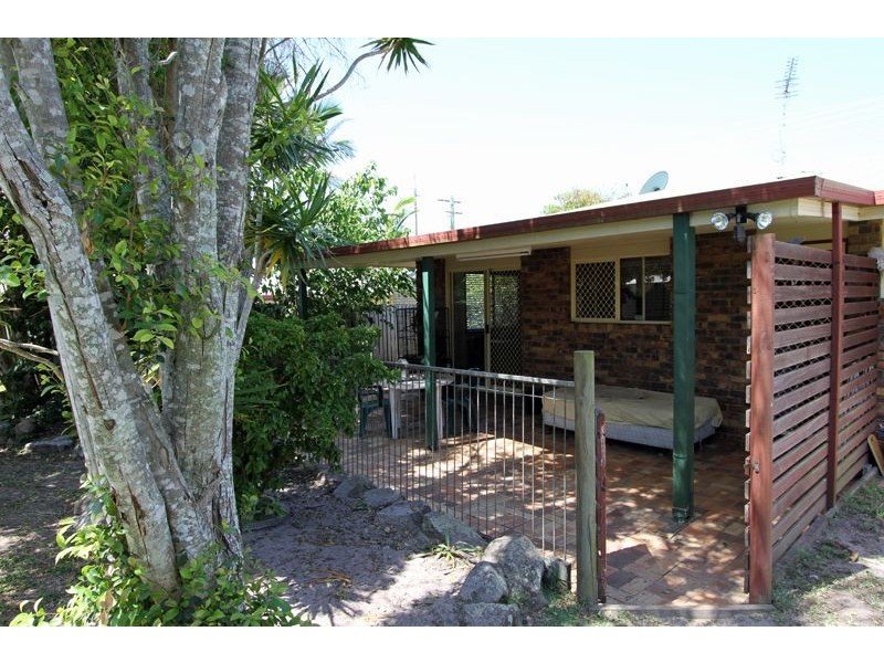 127 Robert Street, Torquay QLD 4655
