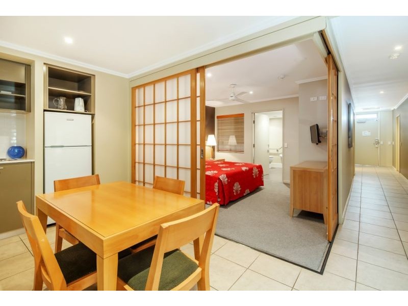 Unit 118/569 ‘Oceans’ Charlton Esplanade, Urangan QLD 4655